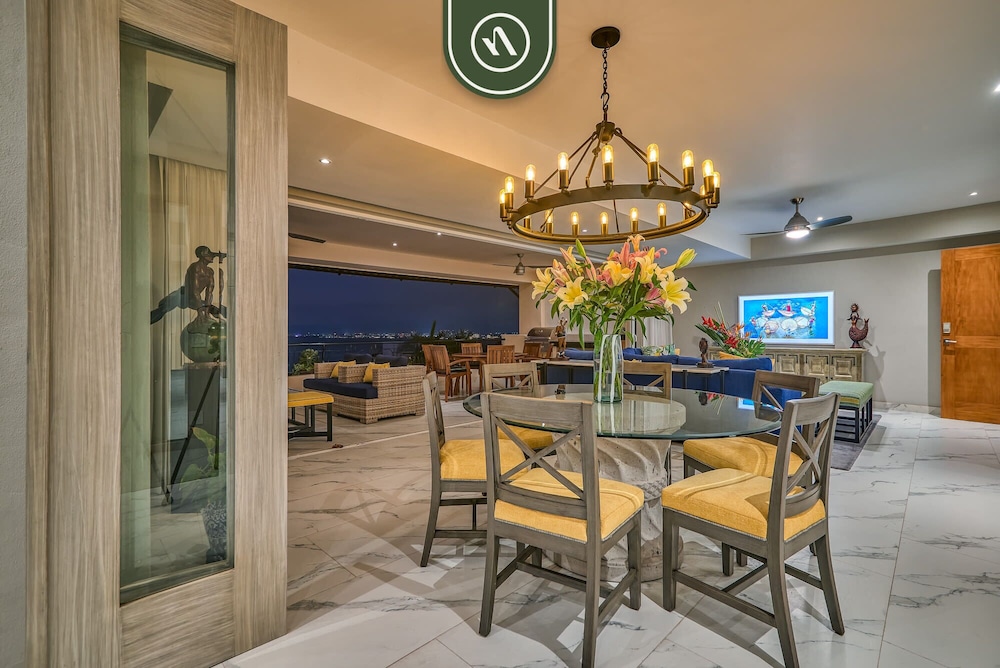 Oceanview 3 BR Condo - Amazing View From Terrace