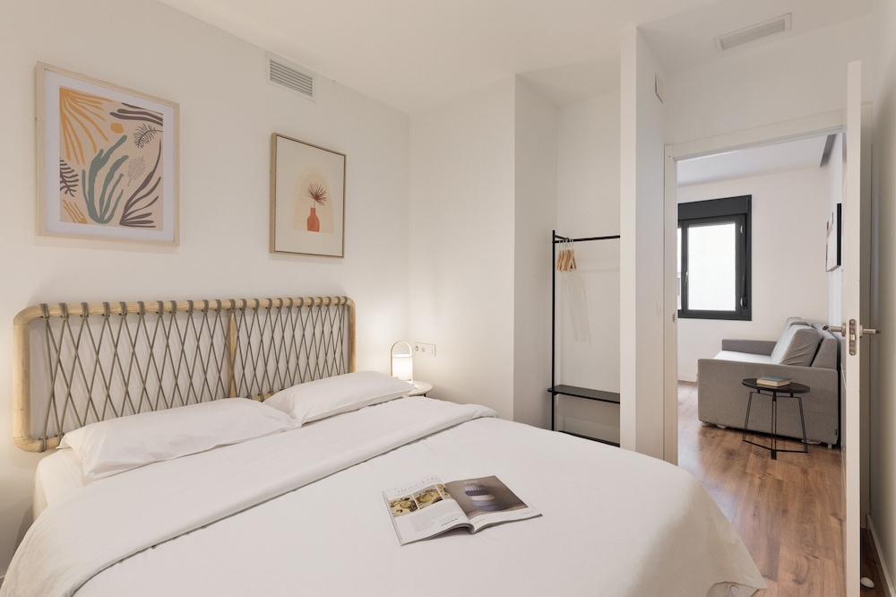 Urban Chill Apartments By Olala Homes