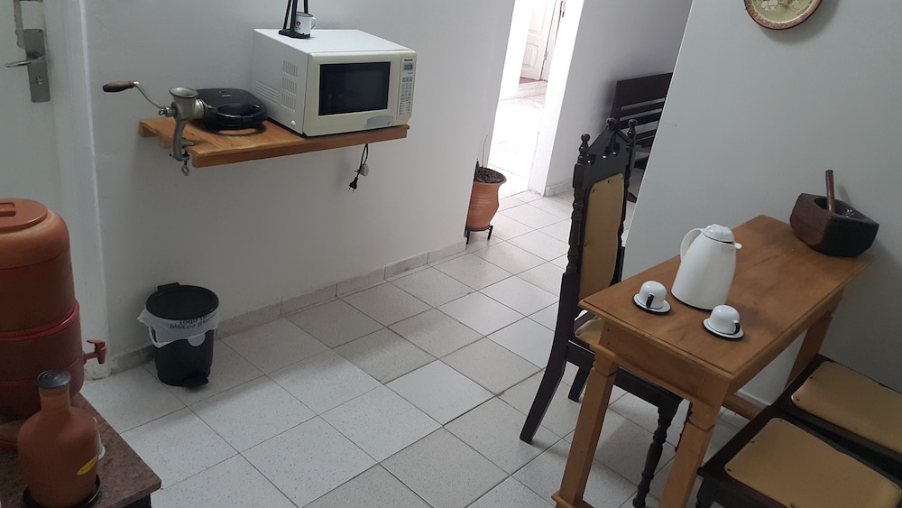 TJ House Hospedagem