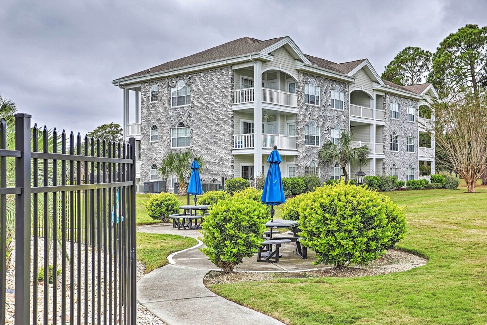 < 2 Mi to Coast: Condo w/ Pool in Myrtle Beach view 3