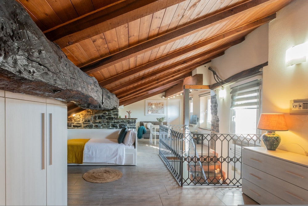 Domus 5 in Como in Como