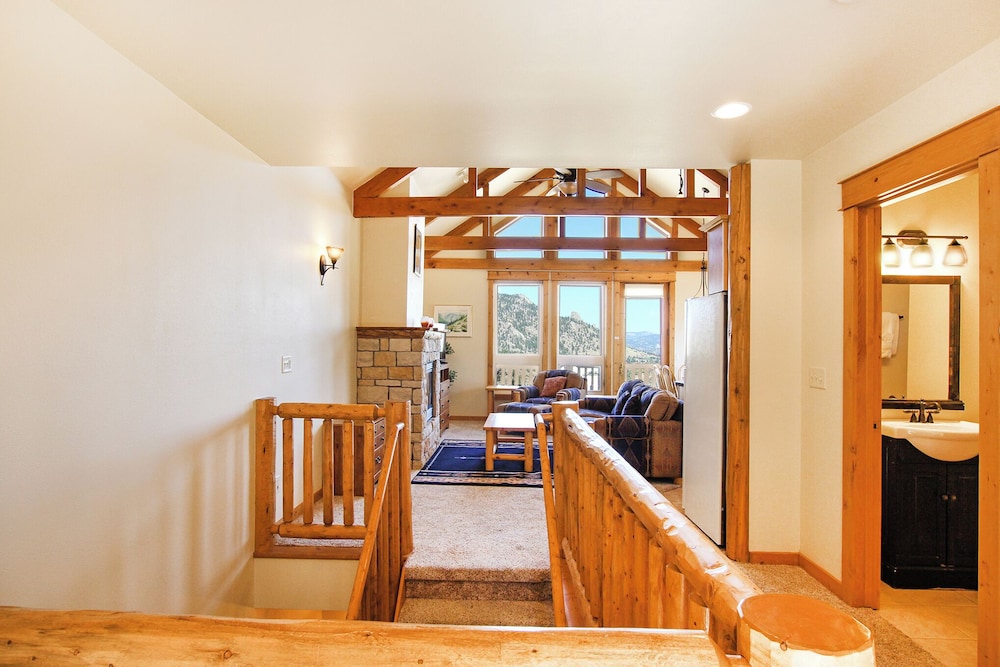 Estes Park Vacation Lodging