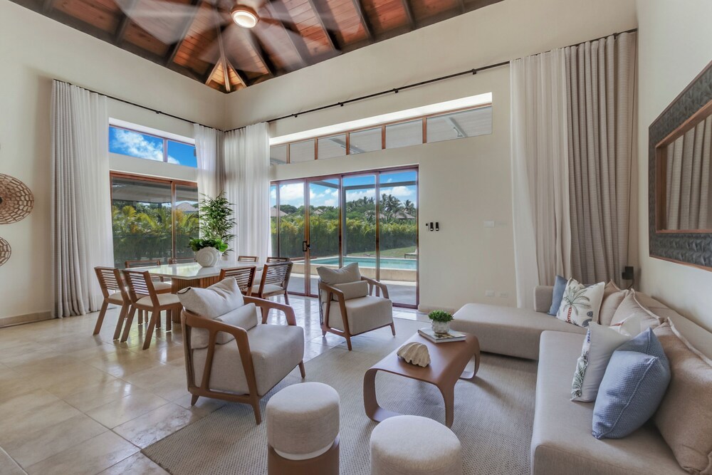 Stylish Newly Built Villa in Cap Cana