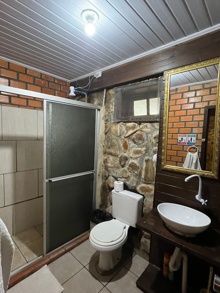 Villa Explorer