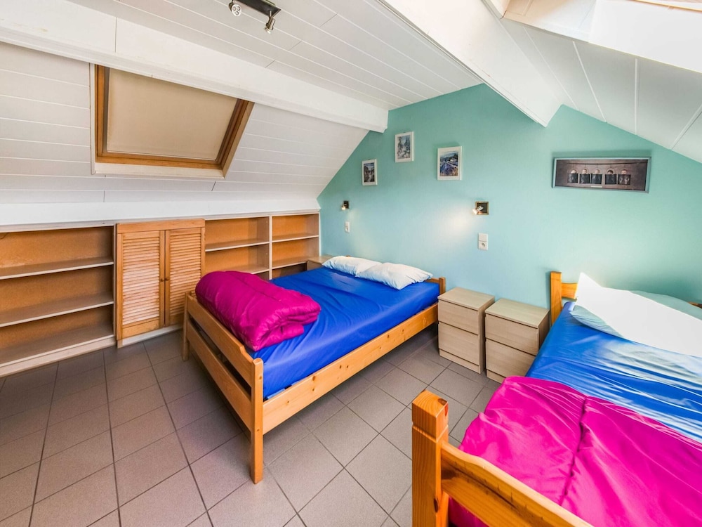 Stone Cottage with Sauna & Hot Tub near Cave of Lorette in Rochefort view 4