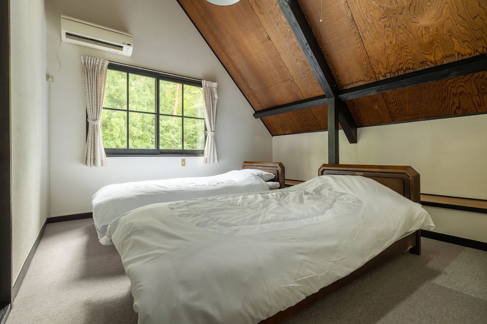 Reposer Hakuba