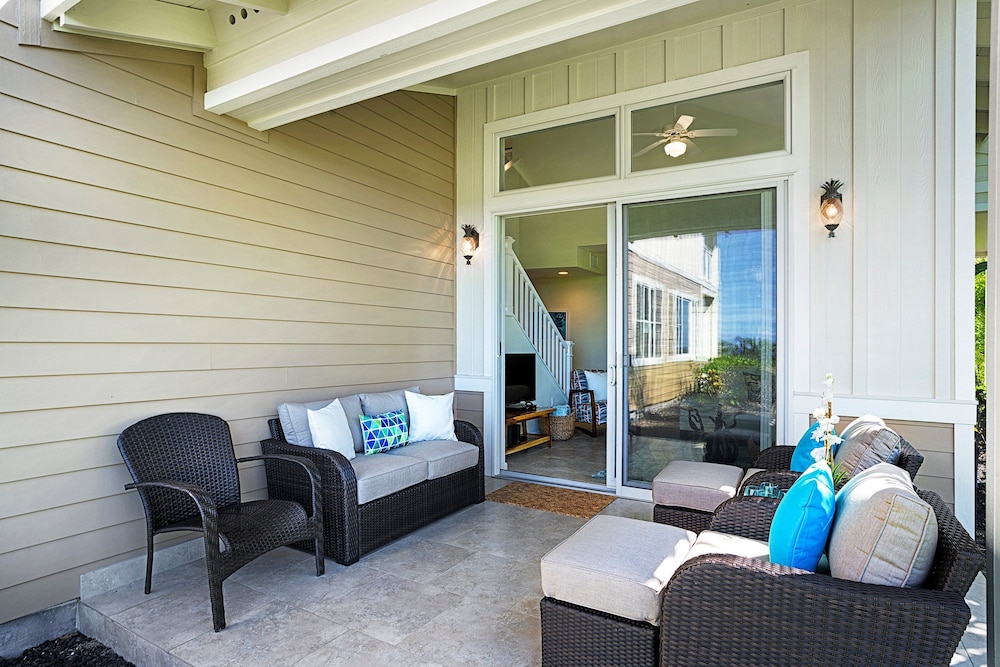 Ocean View - AC & Wifi - Walk to Beach & Shopping - Vrkcv