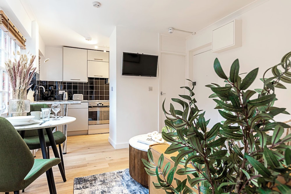 Putney Chic 1-bed Gem