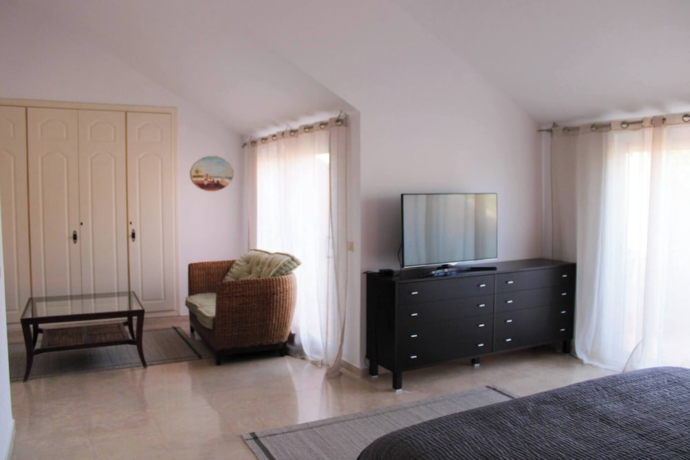 Magnificent Duplex Penthouse in Puerto Banus