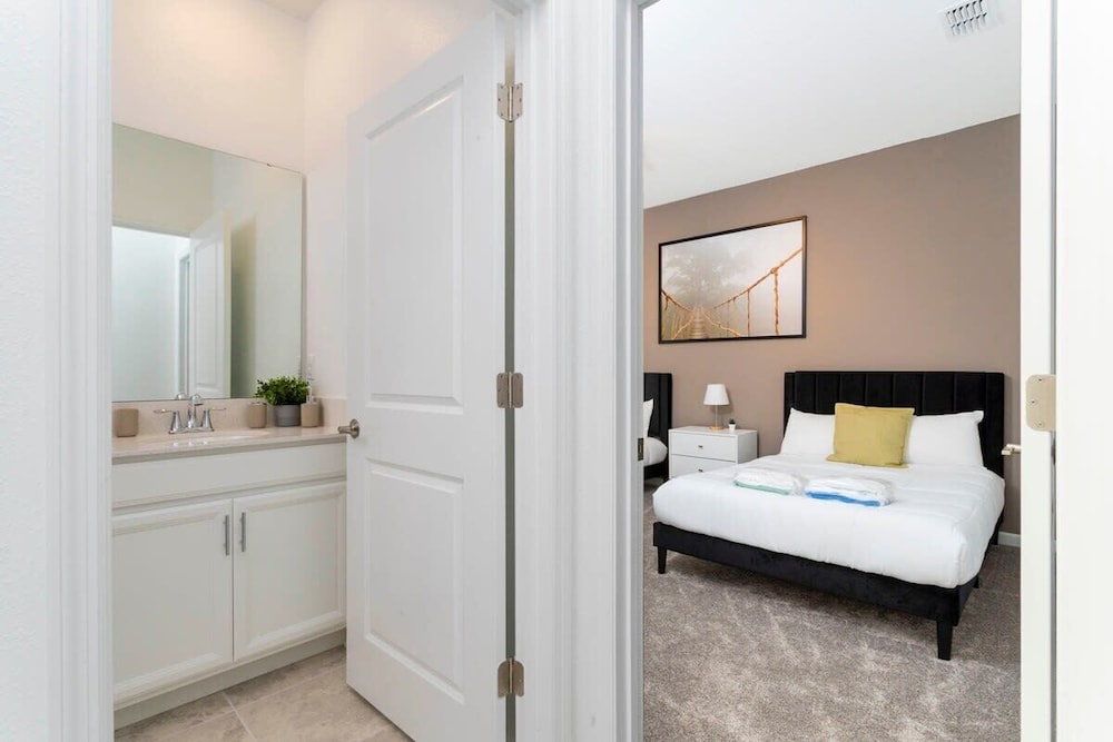 Family Friendly  3Bd Close to Disney @Champions Gate 991