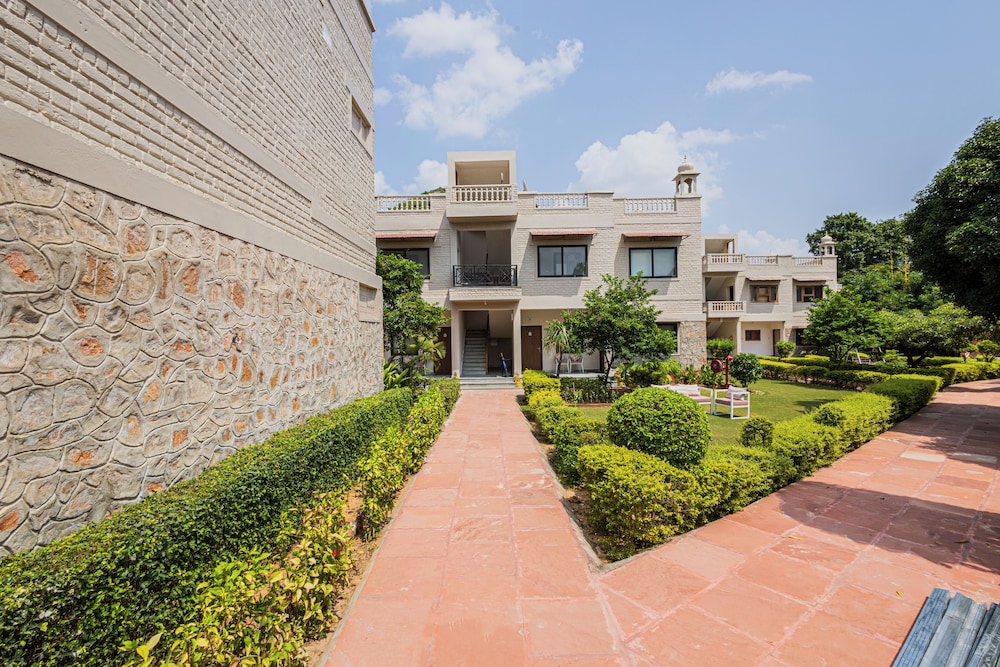 Bamboo Saa Sunrrise Wedding & Wellness Resort, Jaipur