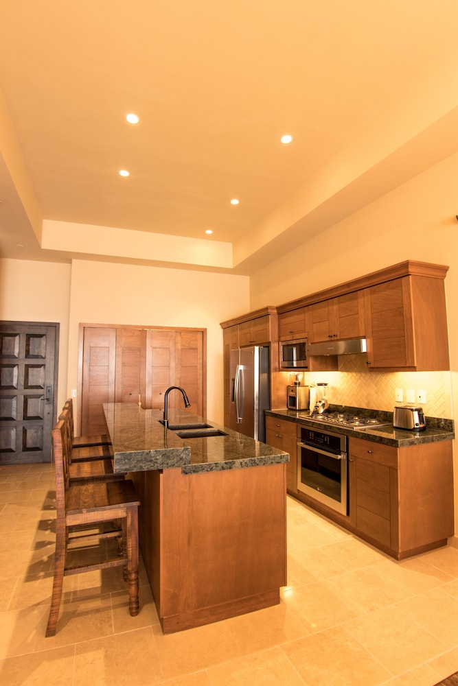 Quivira Los Cabos Condos & Homes - Vacation Rentals