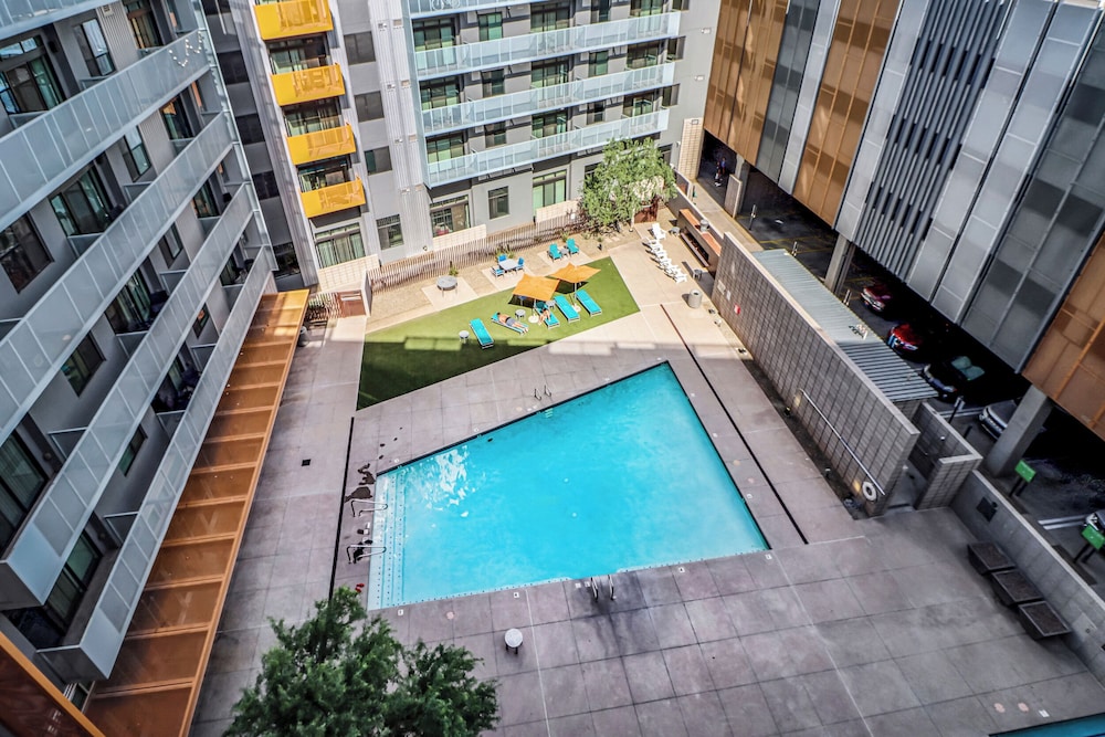 Phoenix Urban Luxury Escape