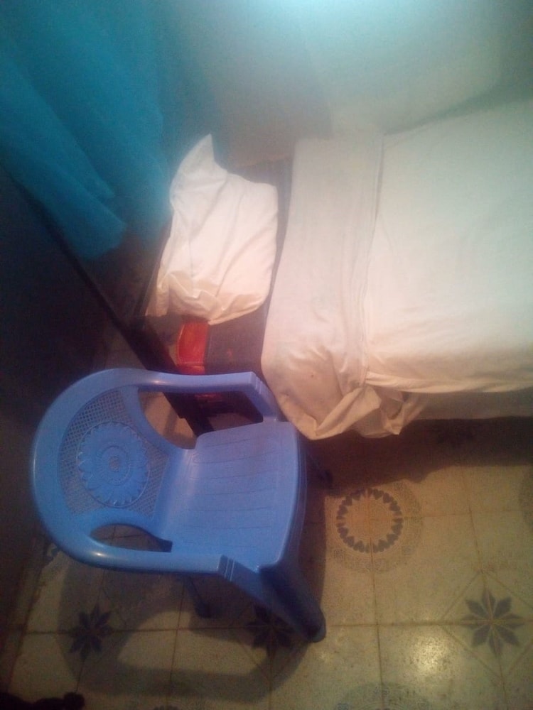 Photo 10