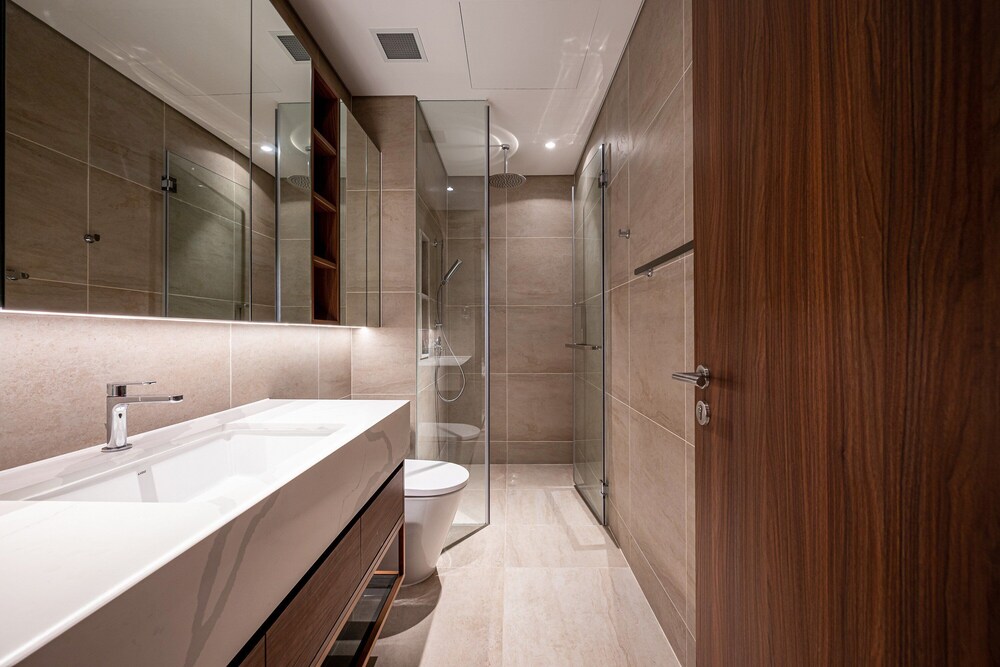 DongDong Apartment The Metropole
