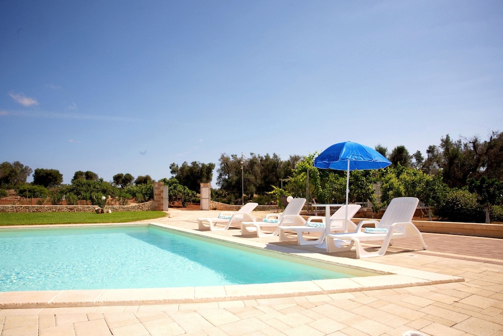 Villa Lino with Pool by Wonderful Italy