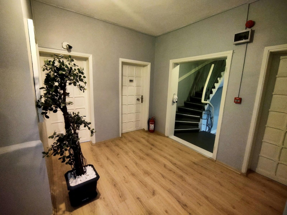 Sultan Hostel & Guesthouse - Image 42