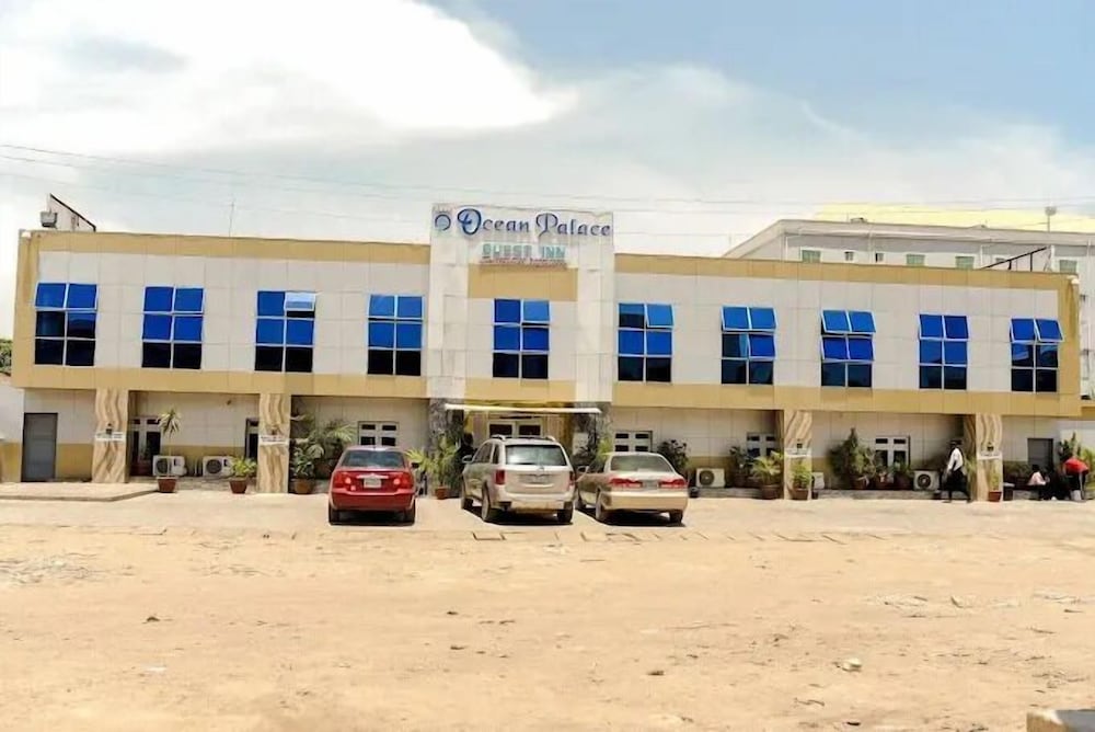 Ocean Palace Guest Inn