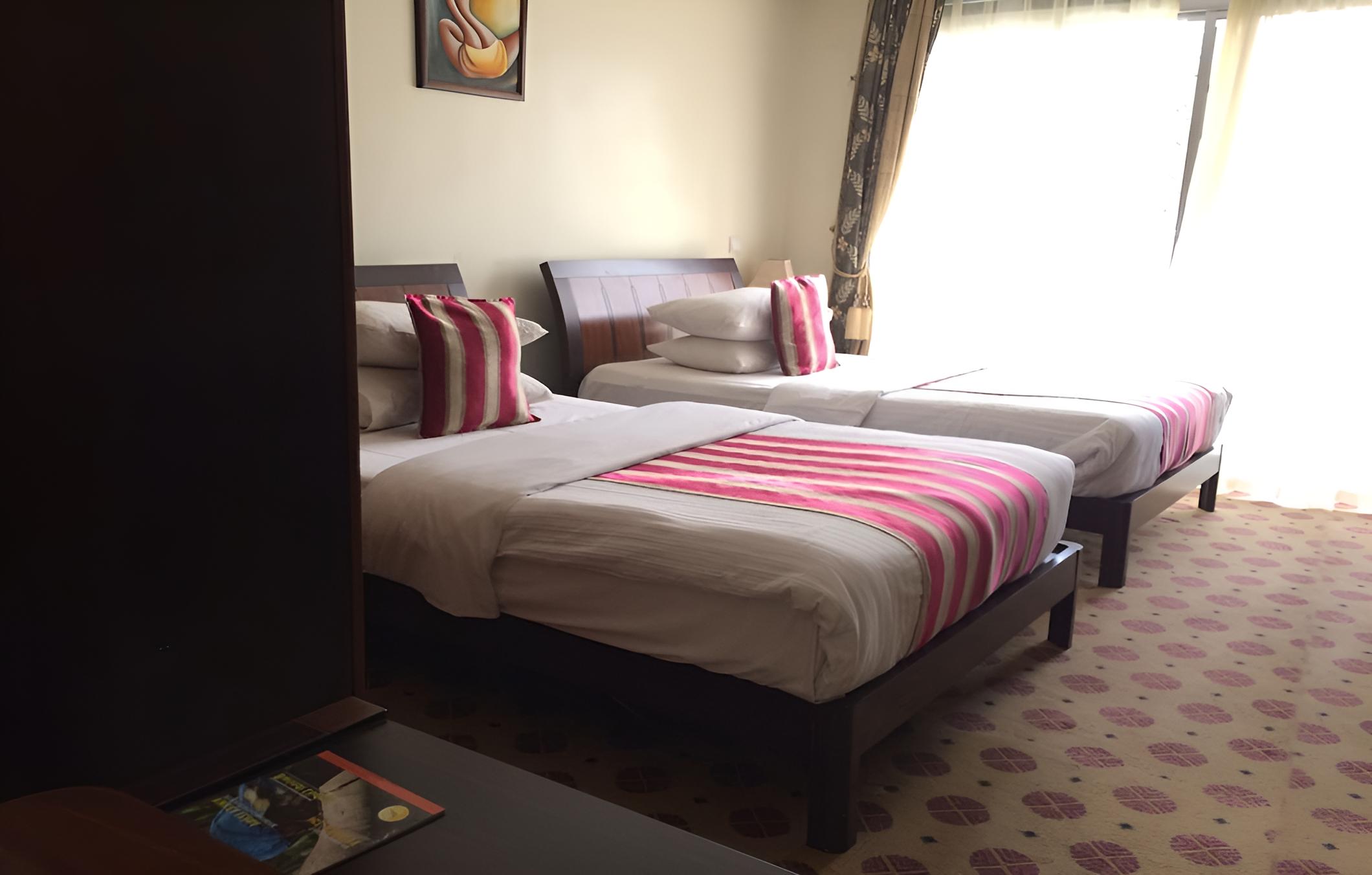 Karisimbi Hotel