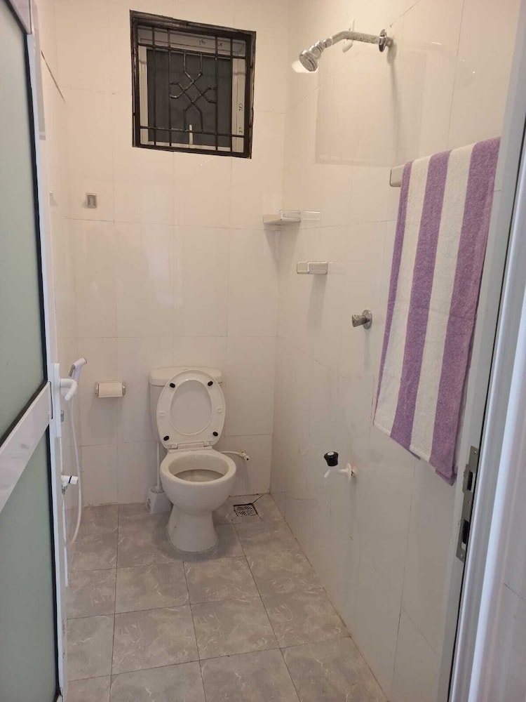 Lux Suites Carina Studio Apartments