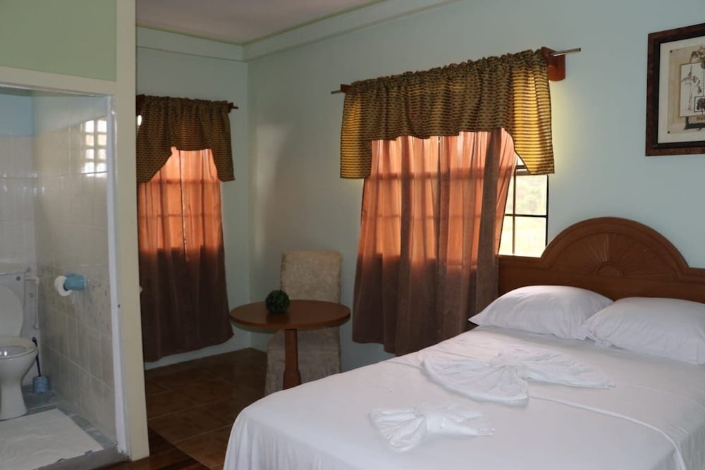 Ms Holder's Comfort Villa