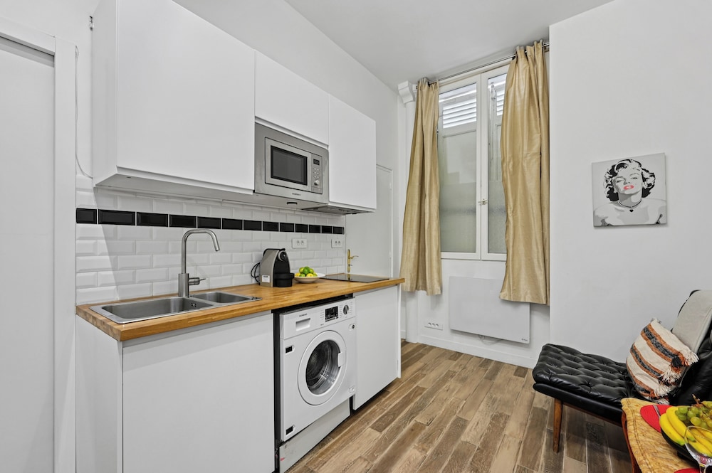 Stylish 1BR Flat Near Luxembourg Gardens
