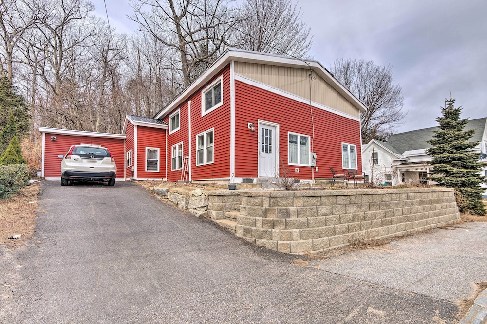 Historic Meredith Home: Walk to Town Center! view 3