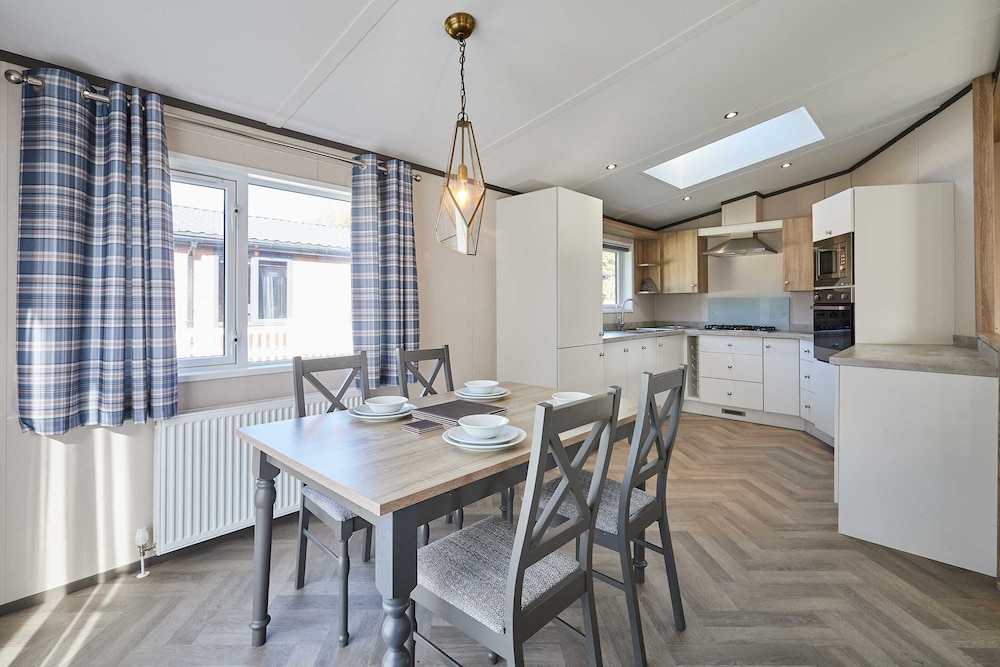 Host Stay Bridgewater Lodge
