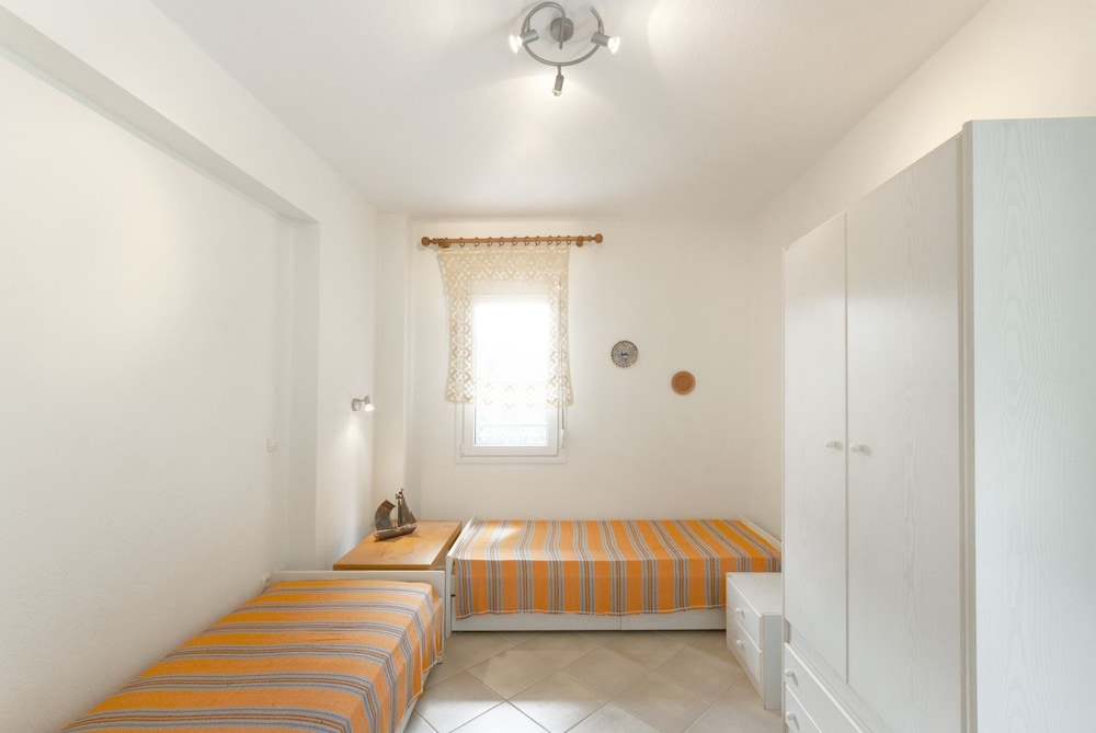 Vetas Vintage Villa by Rentalspro - Akti Elia