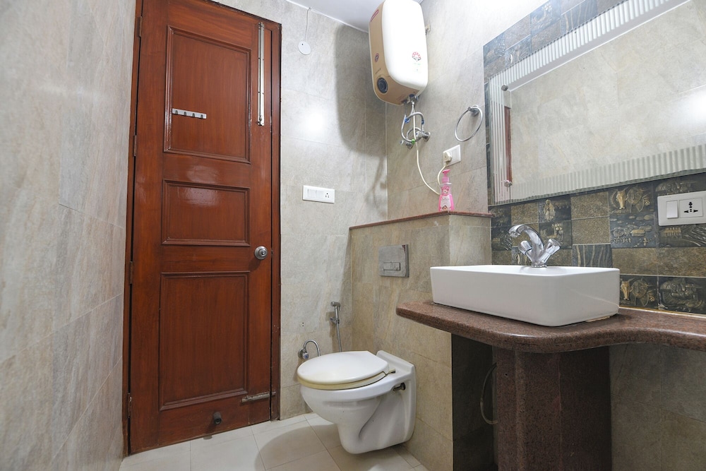 Fabhotel Uk House Residency