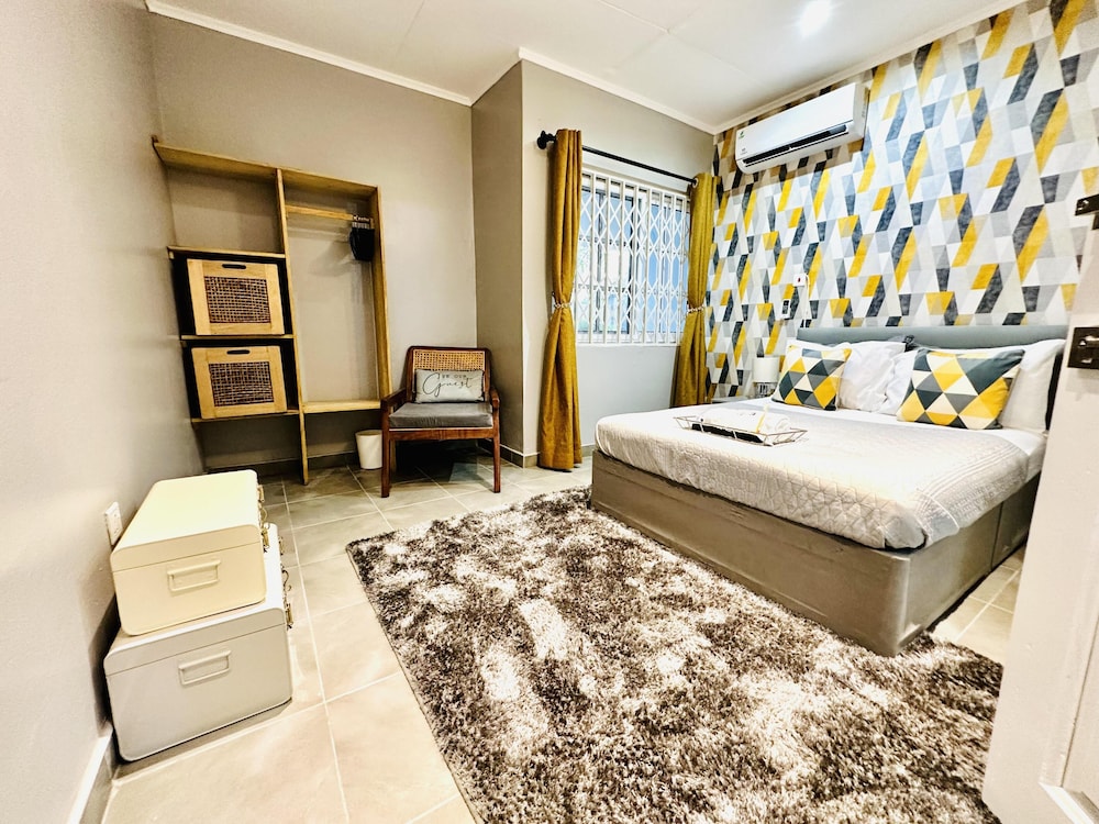 Luxurious Villa With Private Pool, Hot Tub and Bar view 2