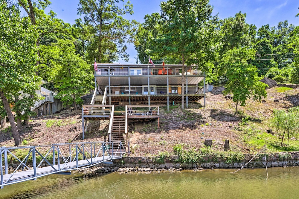 Waterfront Home w/ 3 Decks on Lake of the Ozarks! view 4