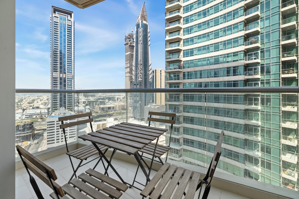 2BR Partial Burj Khalifa View