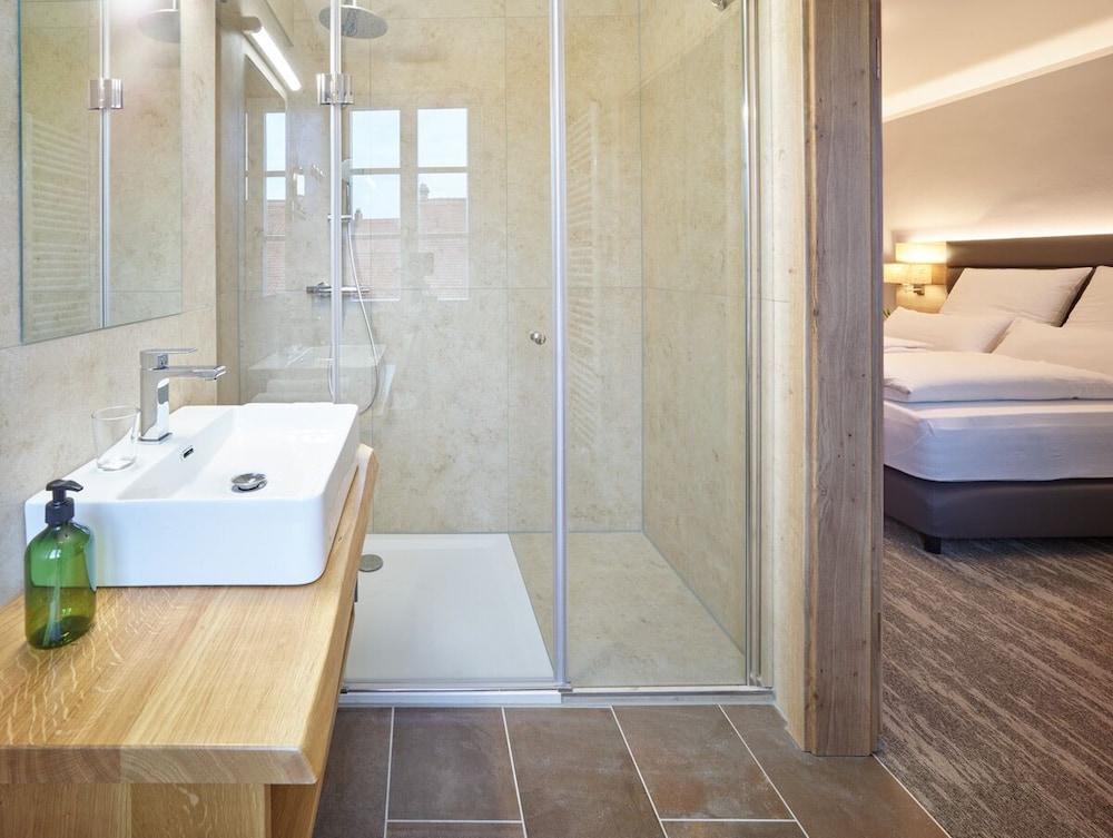 Hotel Wittelsbacher Hof - Property Image 17