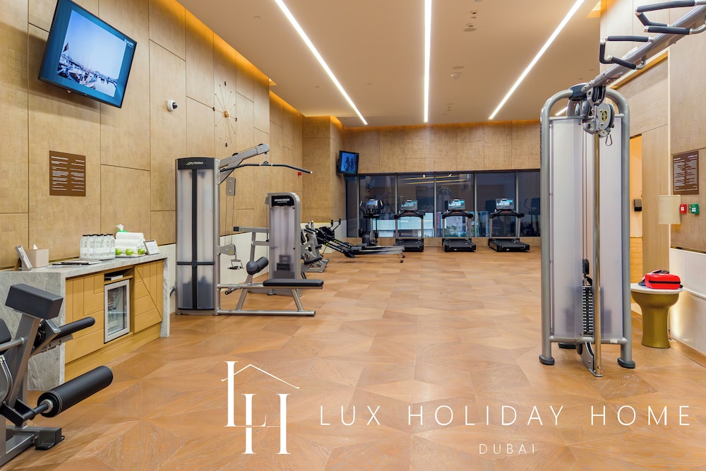 LUX Iconic Views at Palm Tower Suite 6