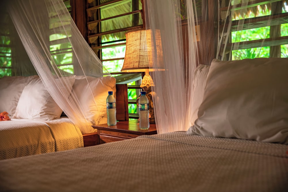 Chan Chich Lodge