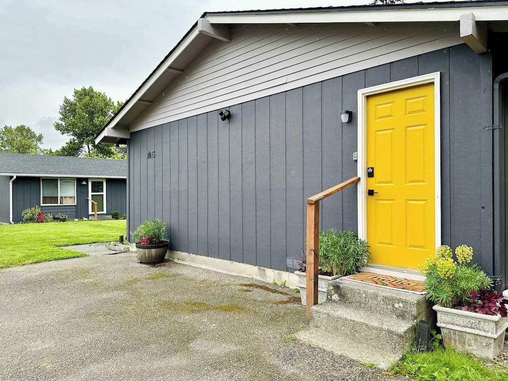 Charming 2BR in Columbia Walkable Pet-friendly