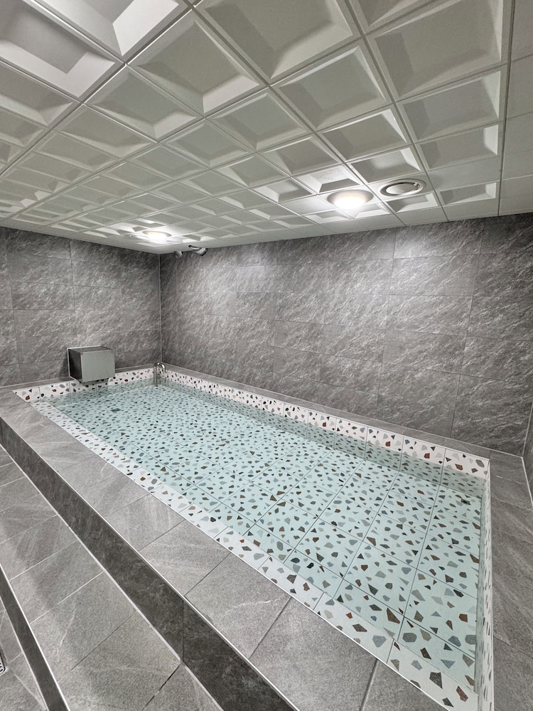 Bluedot Poshtel Myeongodong