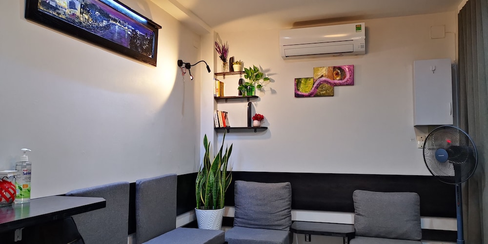 Cozy Riverview