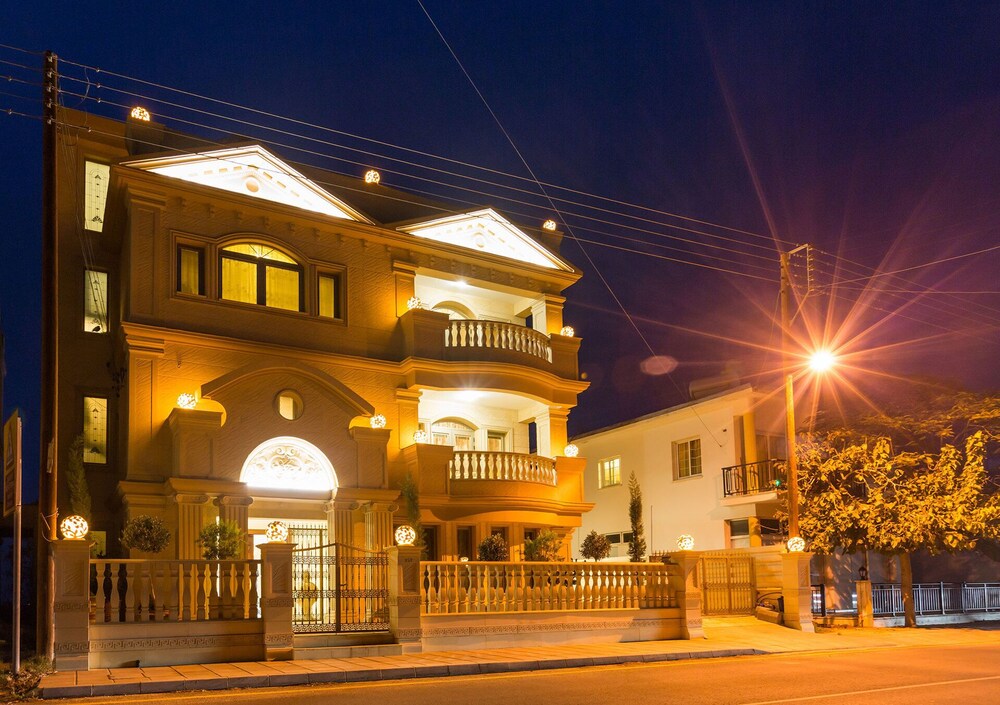 Imagine Renting Your Own 5 Star Private Cyprus Villa on the Beach, Paphos Villa 1410