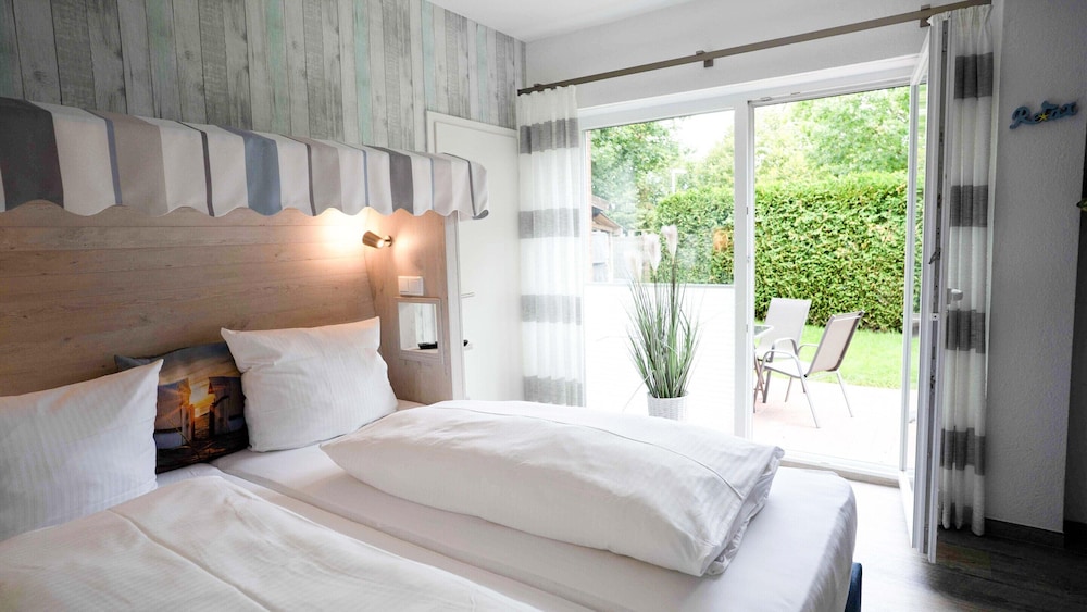 Moderne Ferienwohnung mit Terrasse in Ruhiger Lage
