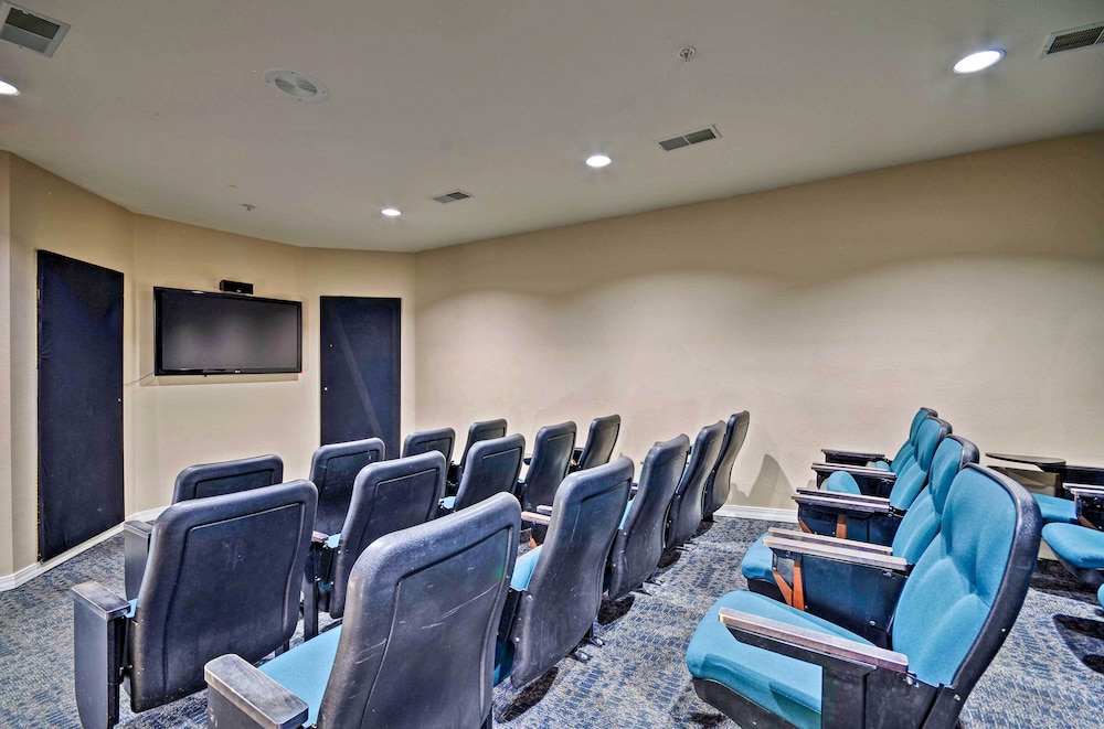 meeting & event spaces