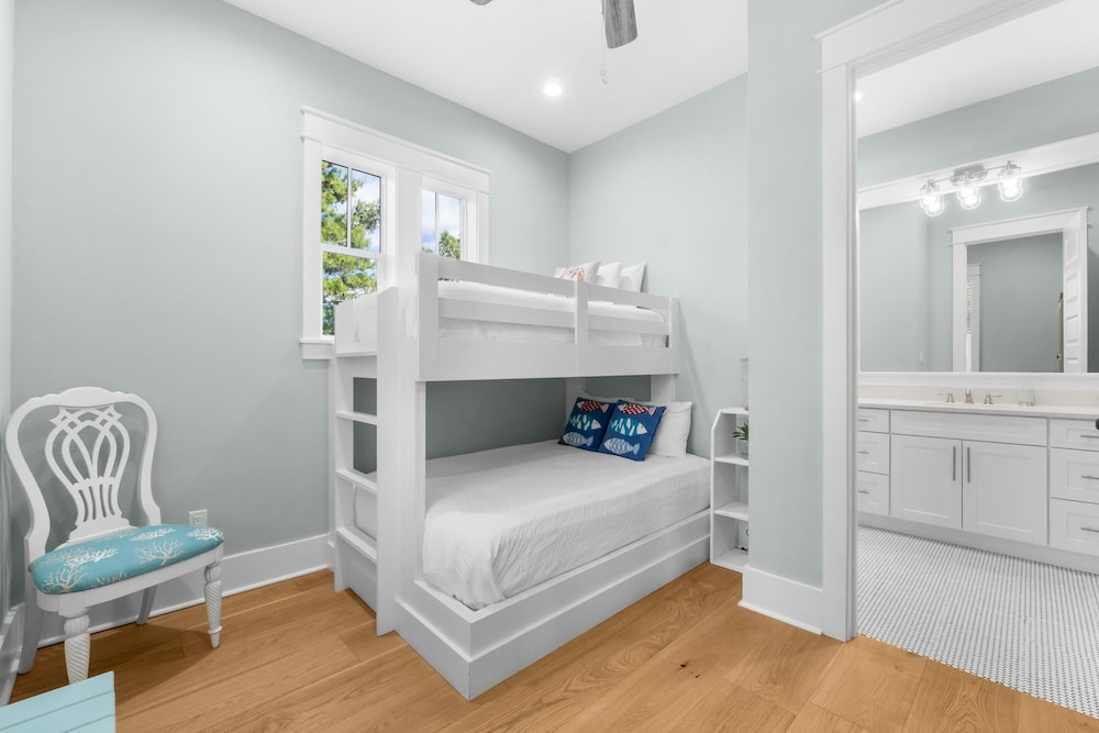 30A Beach House - Under the Palms