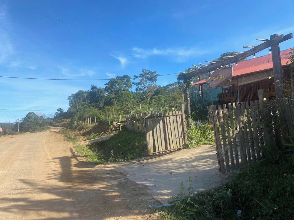 Thanh Binh Homestay Mang Den TT Mang Den