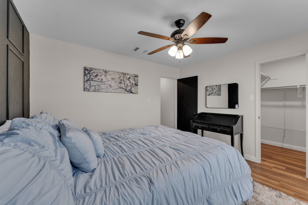Prime Round Rock, Tx Getaway 4 Bedroom Home