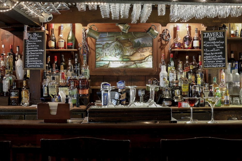 Beekman Arms and Delamater Inn