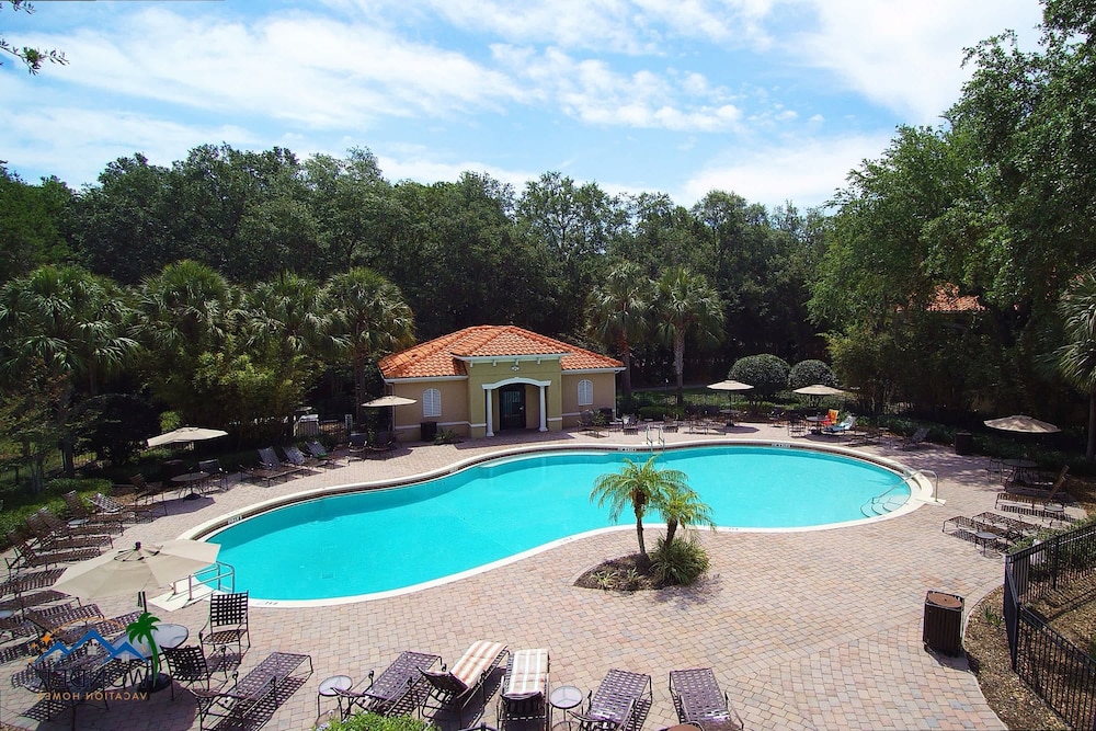 Modern 4BR Townhome Near Disney in Gated Resort