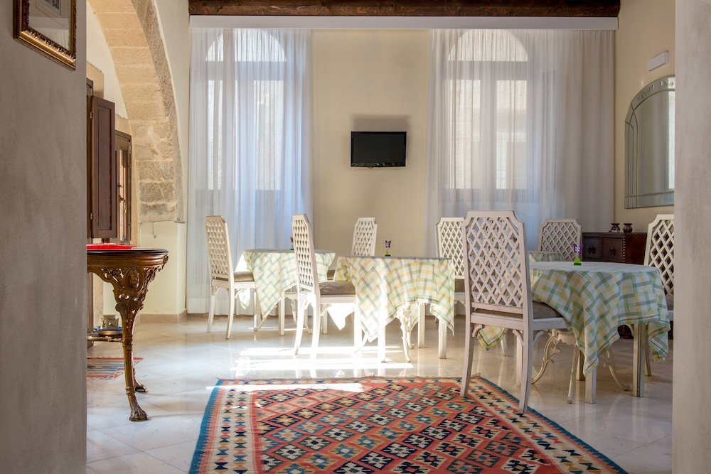 Castromediano Suite Palace