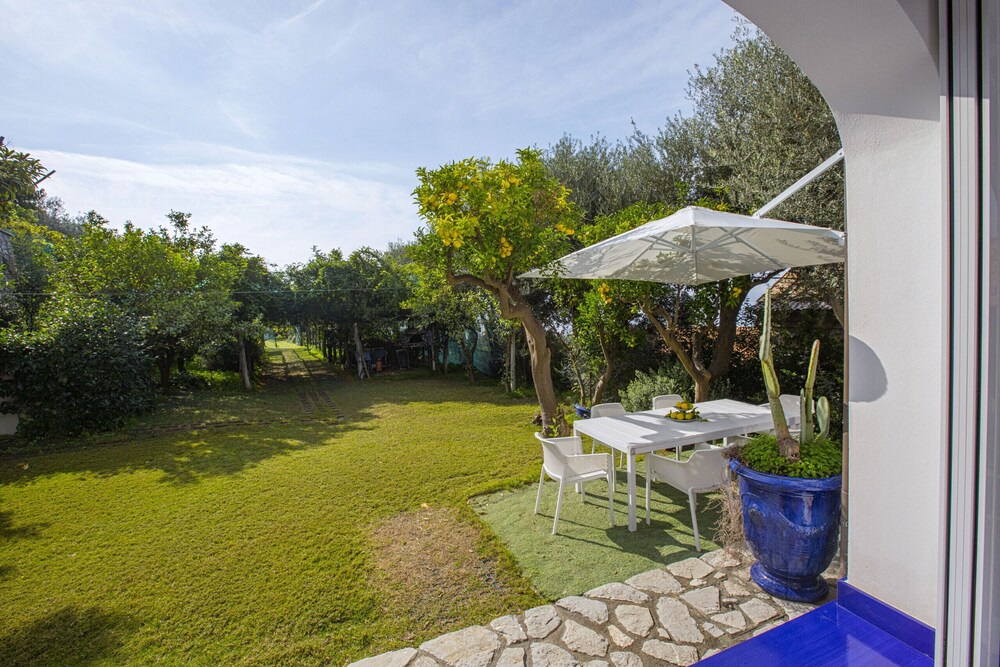 Villa Blue Skyline