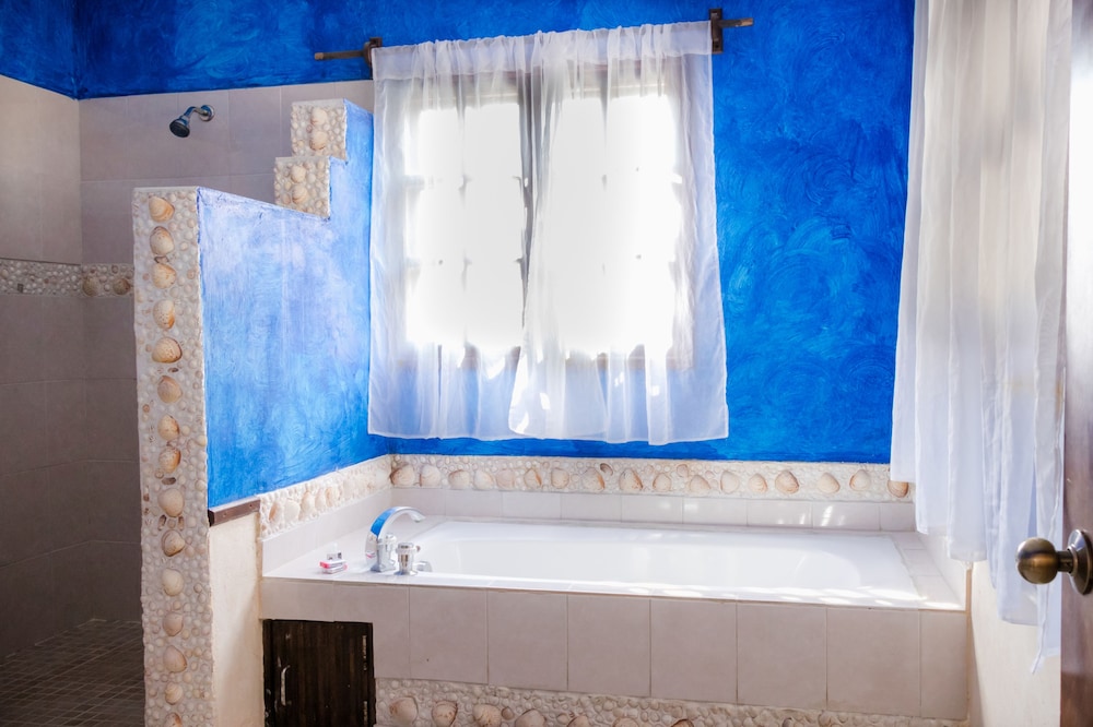 Beachfront Hacienda del Cuyo Penthouse, photo 13